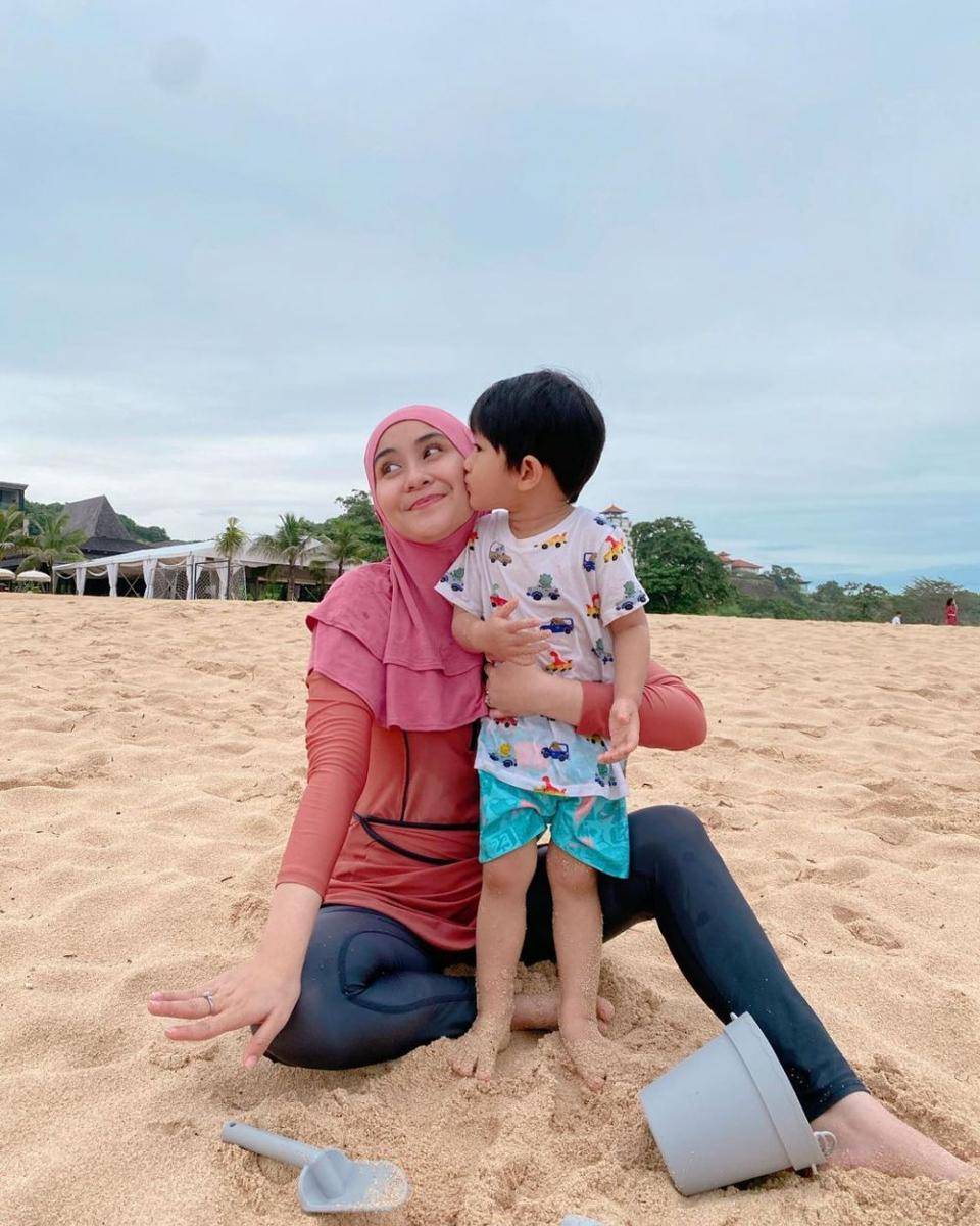 potret liburan keluarga Ryana Dea di Bali (instagram.com/ryana_dea)