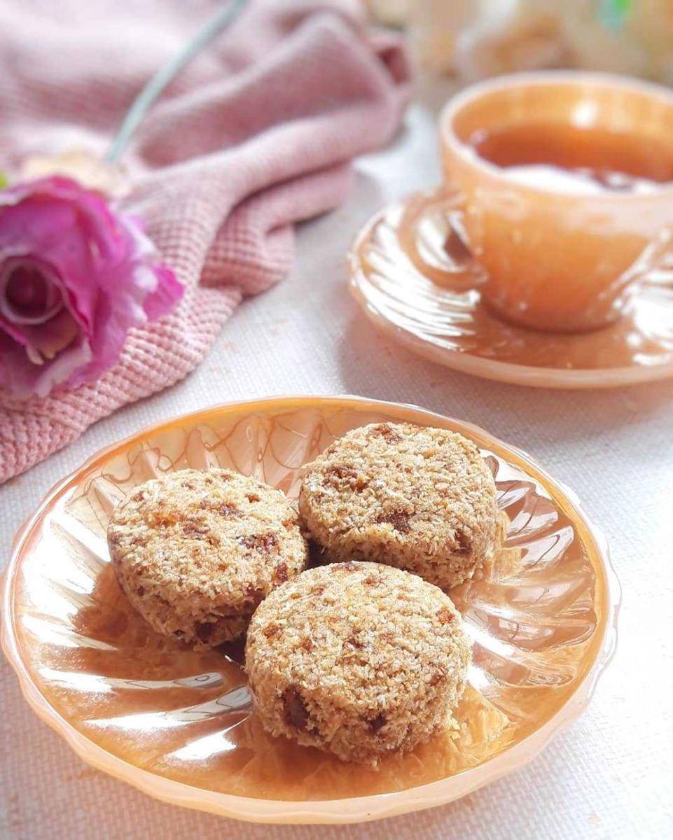 Putu pesse (instagram.com/aasmi.pratiwi)