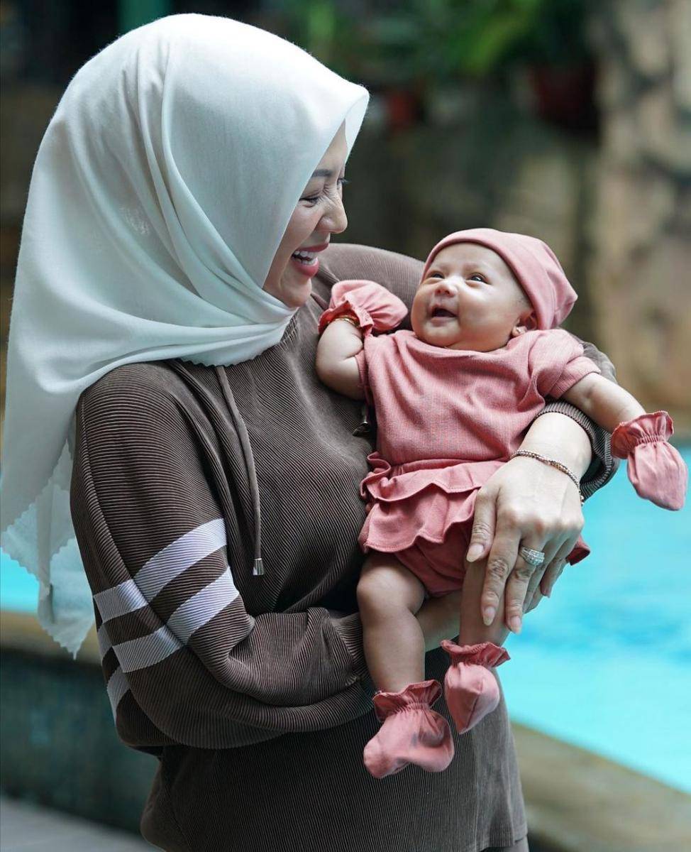 potret Fazeela Meshwa Athari (instagram.com/shantydenny)