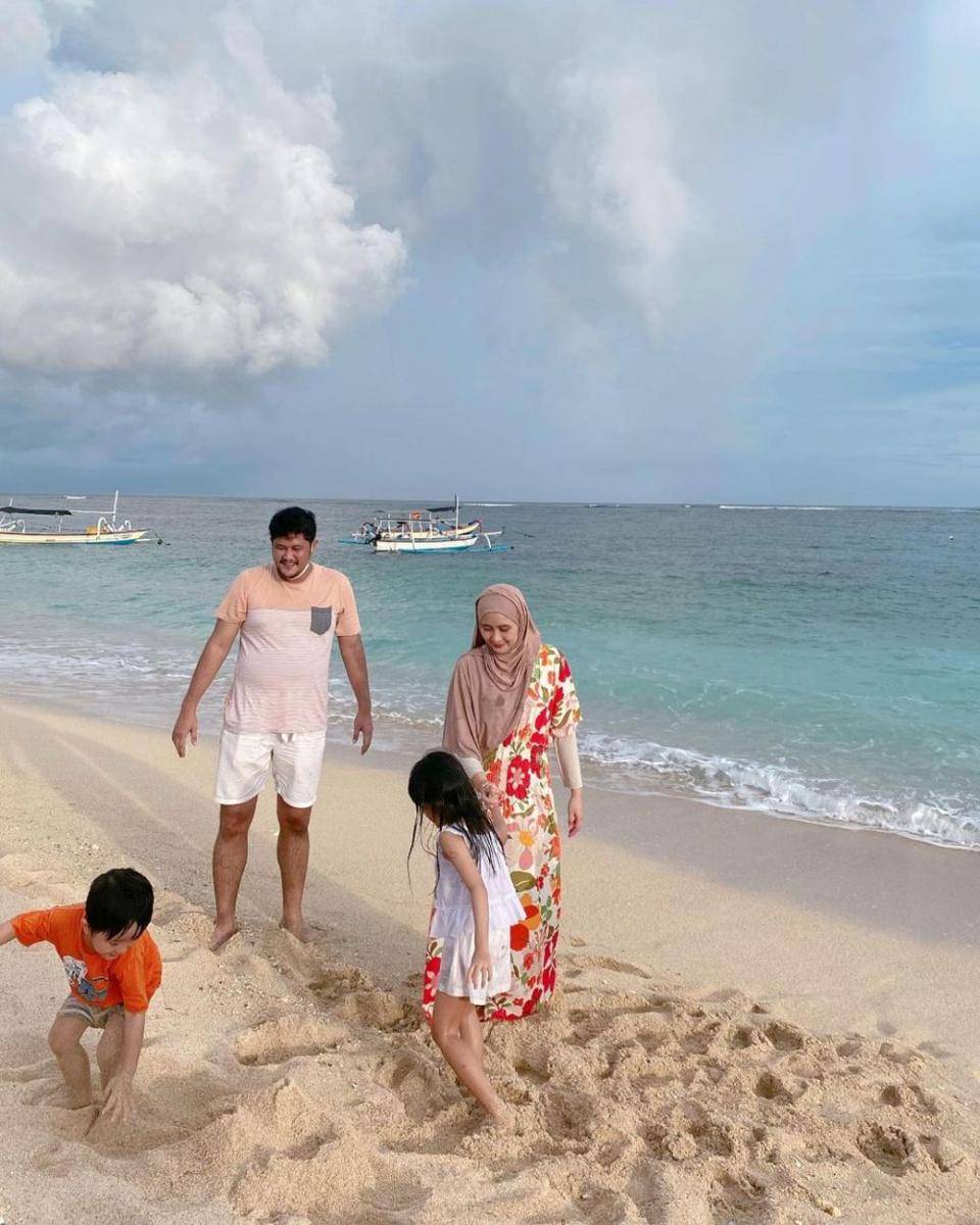 potret liburan keluarga Ryana Dea di Bali (instagram.com/ryana_dea)