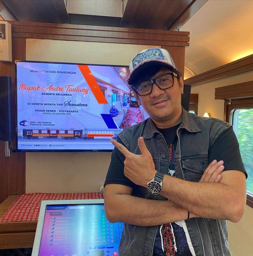 potret mewah kereta api Andre Taulany (instagram.com/andreastaulany)
