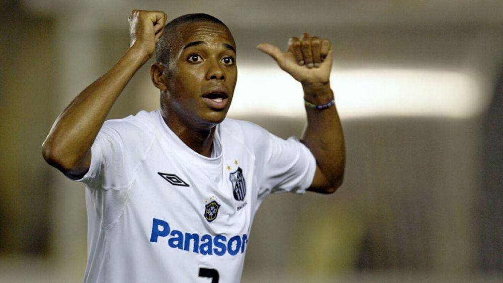 Robinho ketika bermain untuk Santos. (marca.com)