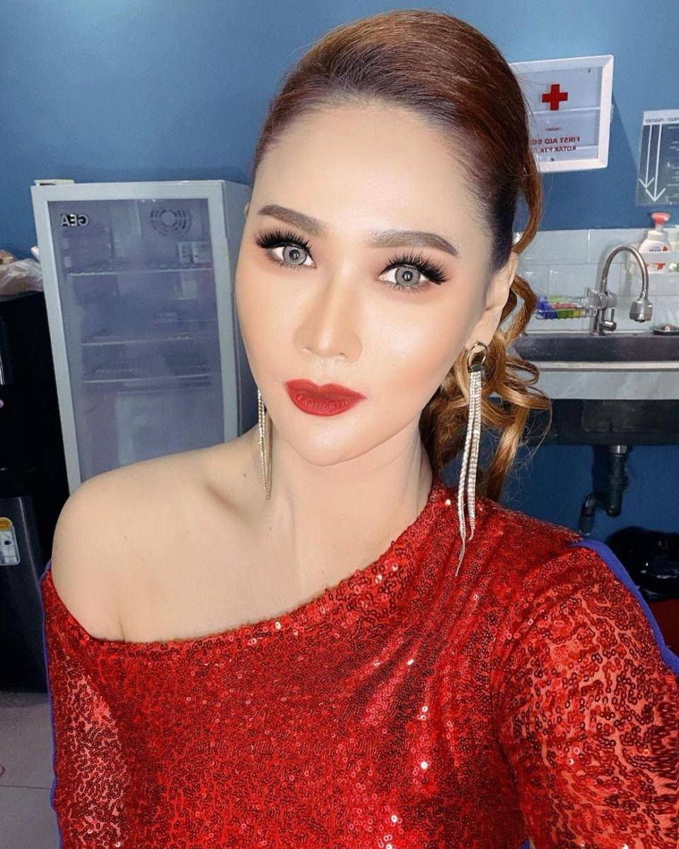 Inul Daratista (instagram.com/inul.d/)