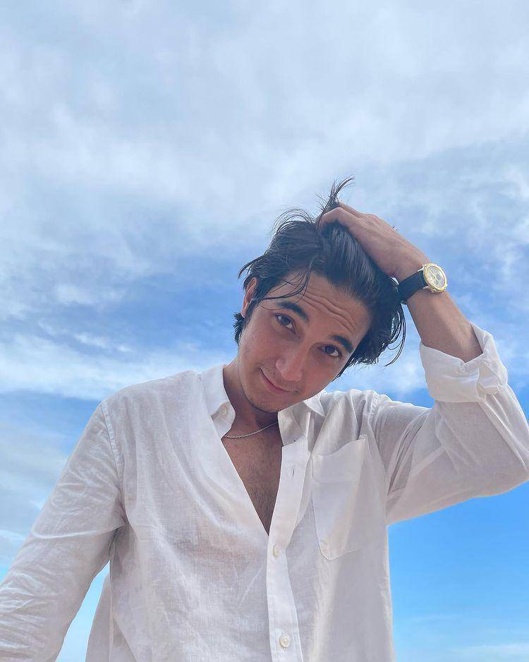 potret Junior Roberts (instagram.com/juniorrobertss)