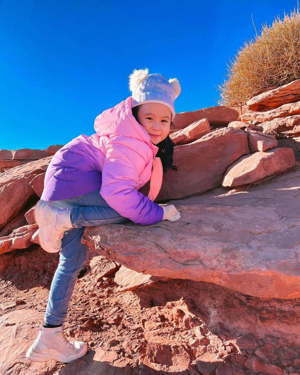 potret Moonella (instagram.com/babymoonella)