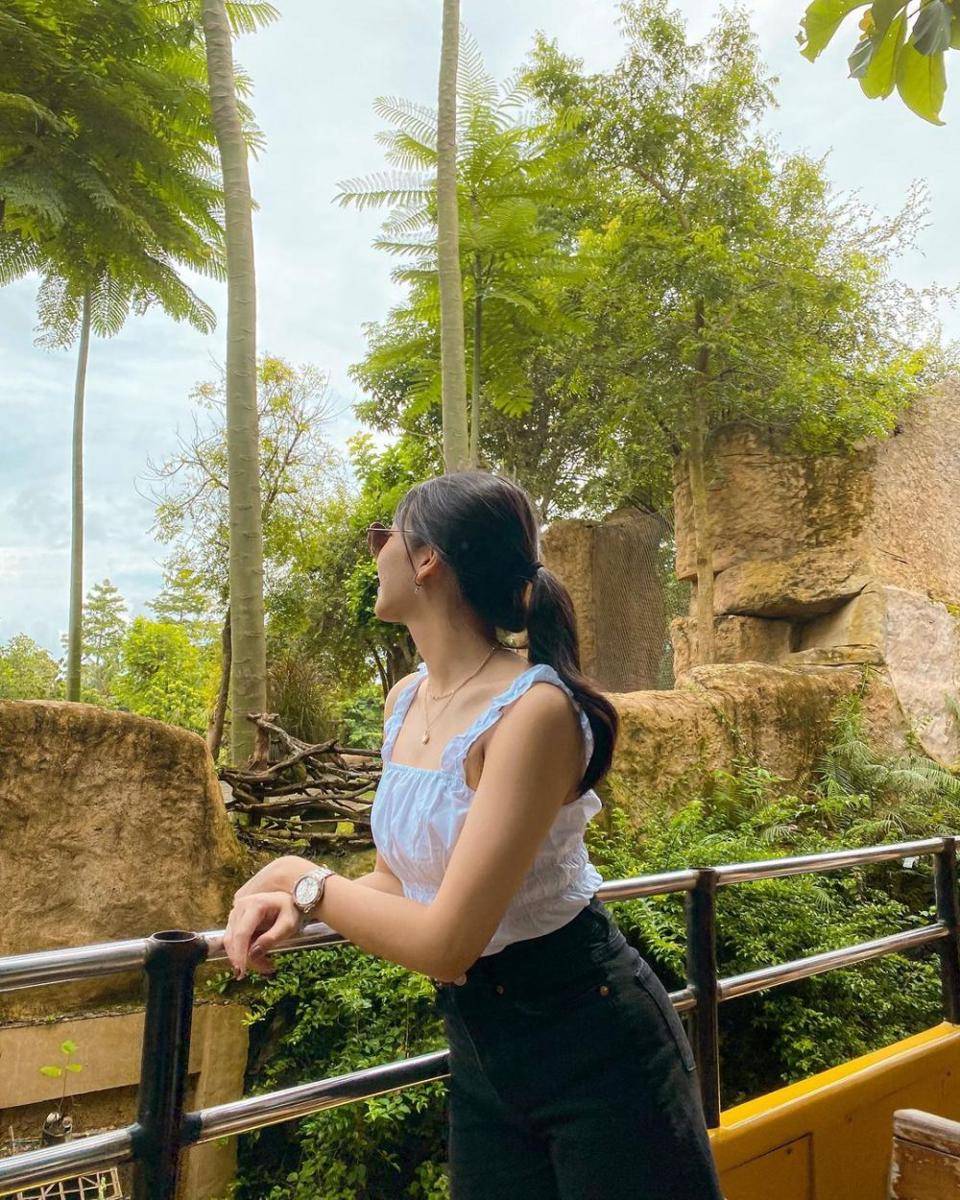 potret Gracia JKT48 di Bali Zoo (instagram.com/jkt48gracia)
