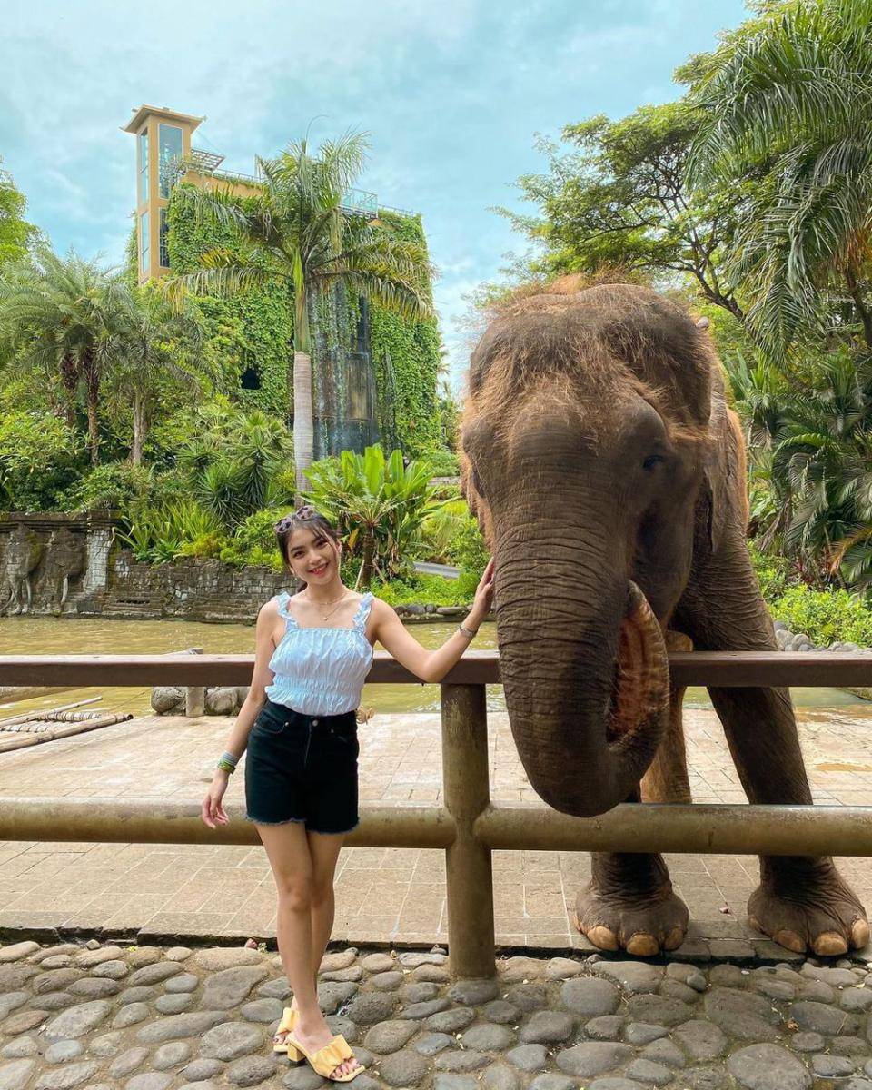 potret Gracia JKT48 di Bali Zoo (instagram.com/jkt48gracia)