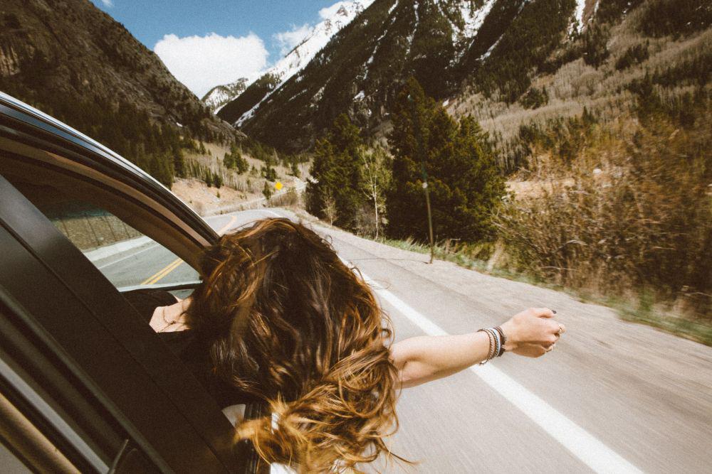 Ilustrasi road trip (unsplash.com/averie woodard)