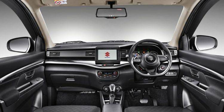 Interior Suzuki XL7 (carmudi.co.id)