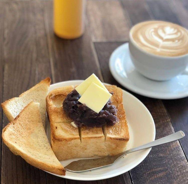 Ogura toast (instagram.com/dandankamo)