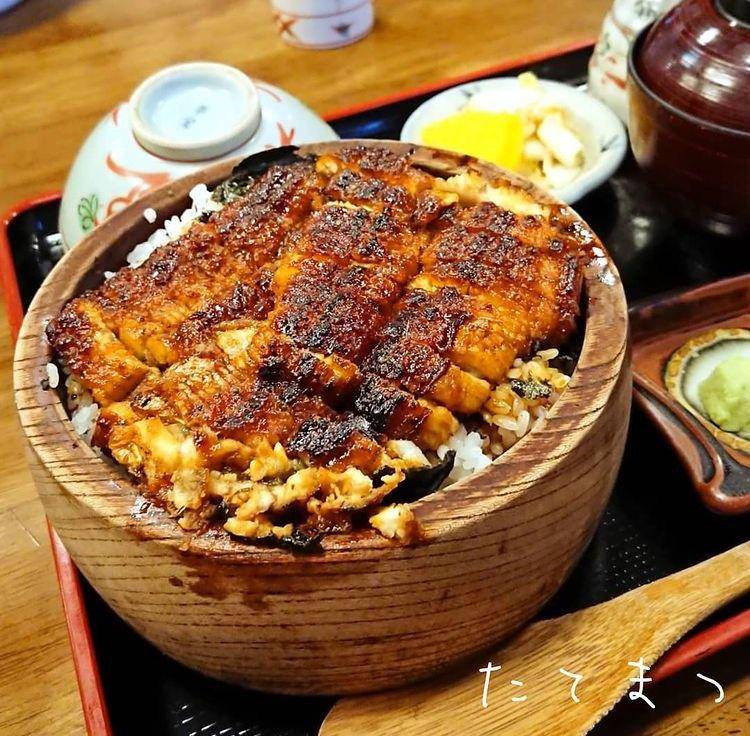 Hitsumabushi (Instagram.com/peuconnu0508)