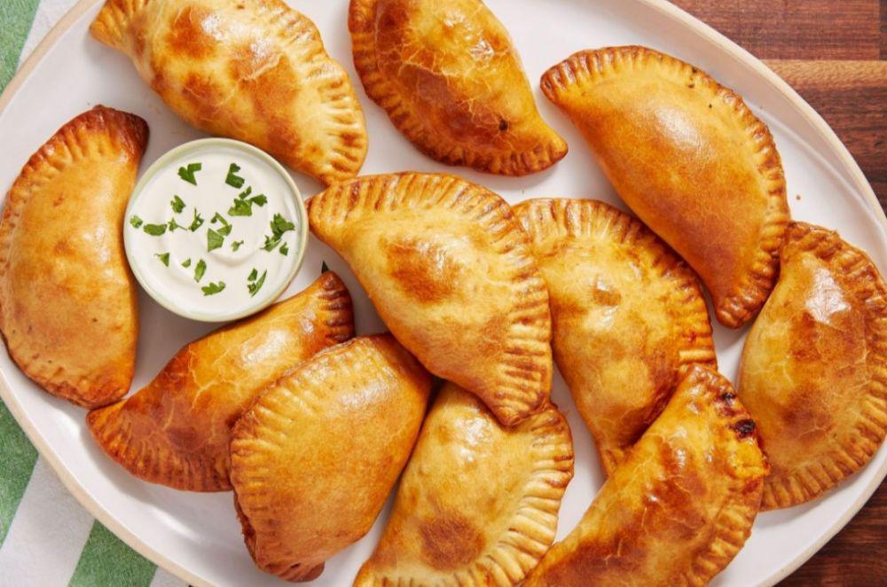Resep Membuat Empanada, Roti Panggang Khas Spanyol yang Mirip Pastel