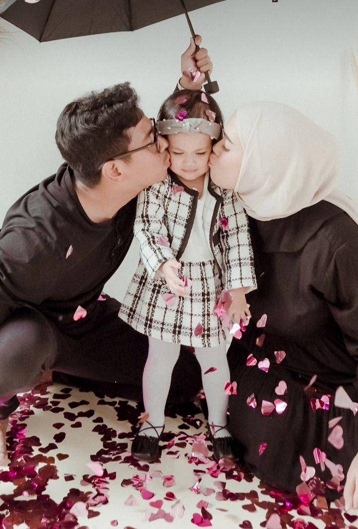gender reveal Fitri Tropica (instagram.com/fitrop)
