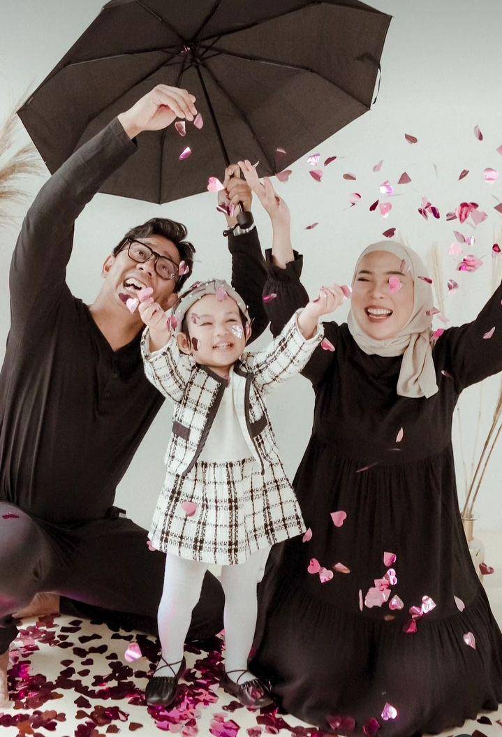 gender reveal Fitri Tropica (instagram.com/fitrop)