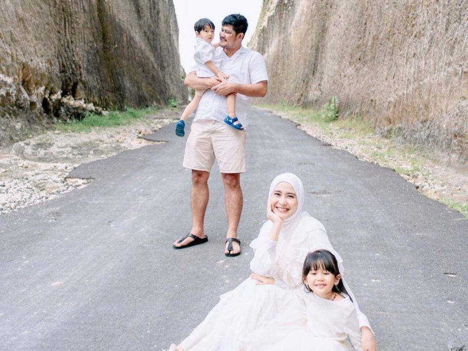 potret liburan keluarga Ryana Dea di Bali (@sweet.escape via instagram.com/ryana_dea)