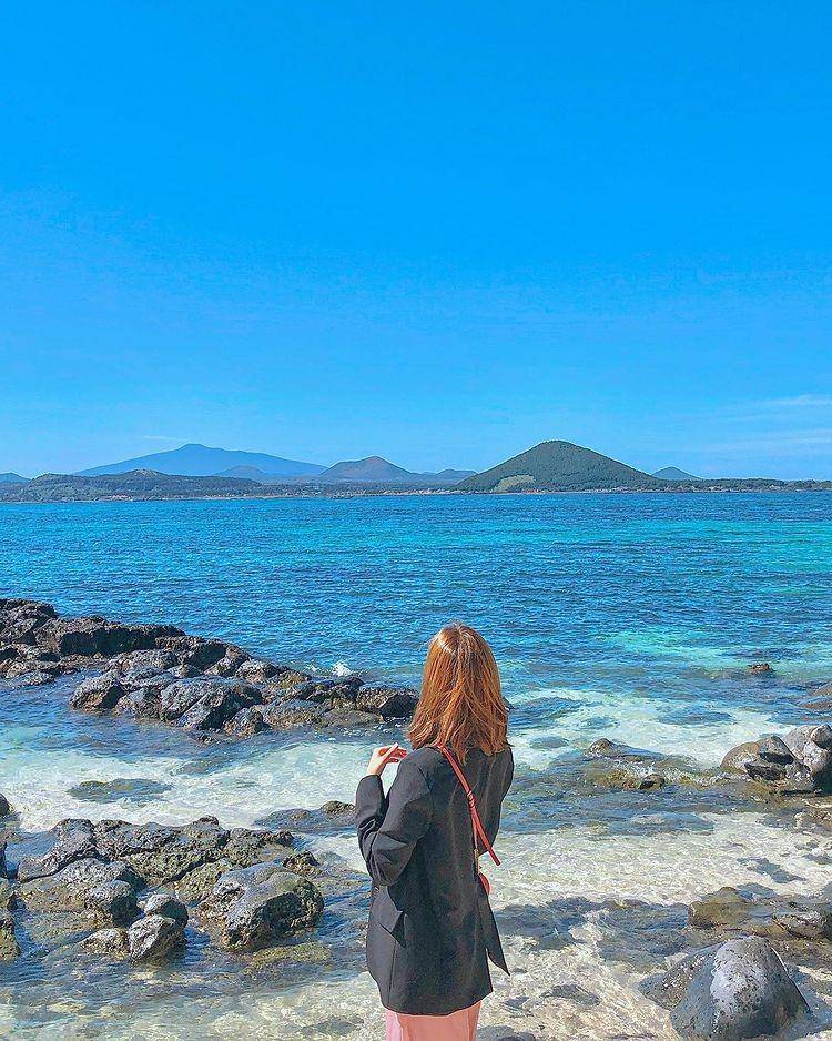 Pantai Songjeong (Instagram.com/2ne.mo)