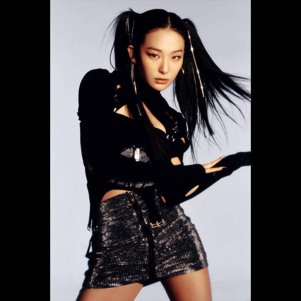 Seulgi Girls On Top (instagram.com/smtown)