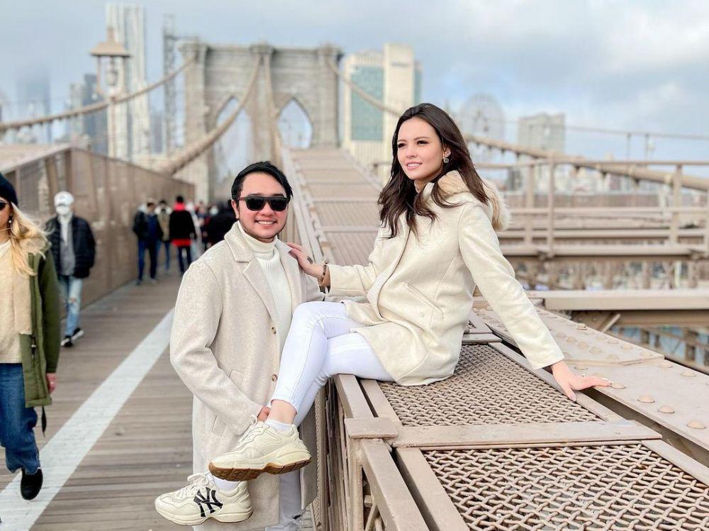 9 Potret Abash dan Pacar Berlibur Bersama di Amerika