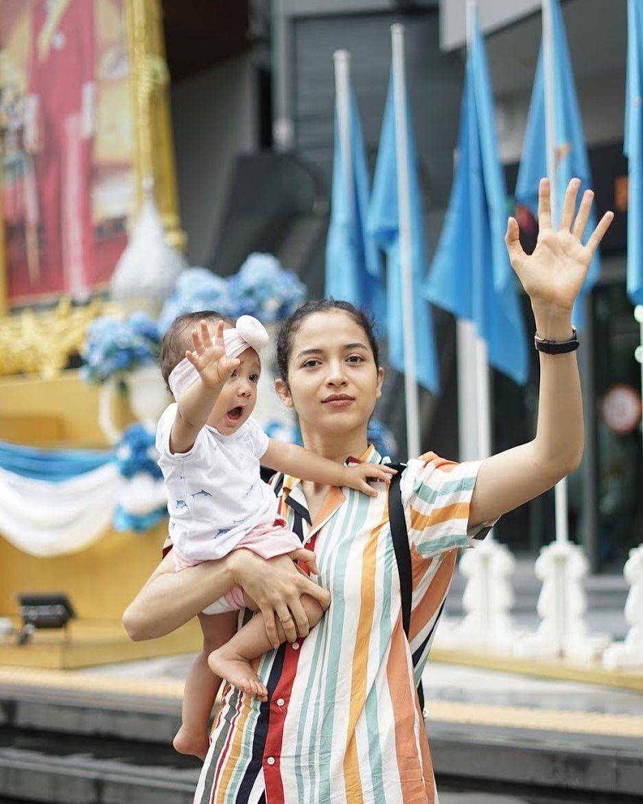 potret Putri Marino bersama Surinala putrinya (instagram.com/chicco.jerikho)
