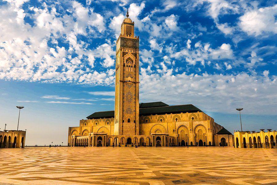 10 Potret Menara Tertinggi Dunia, Masjid di Indramayu Posisi Ketiga!