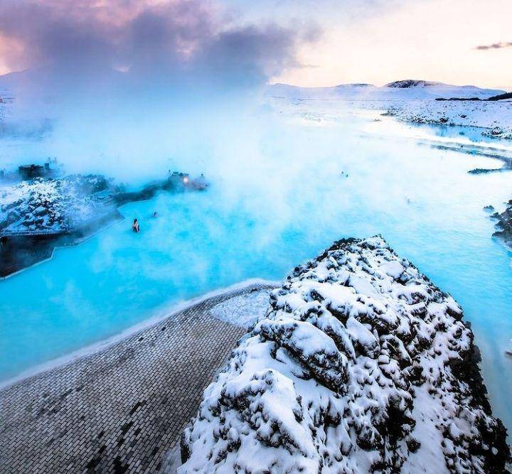 Blue Lagoon (instagram.com/wheniniceland)