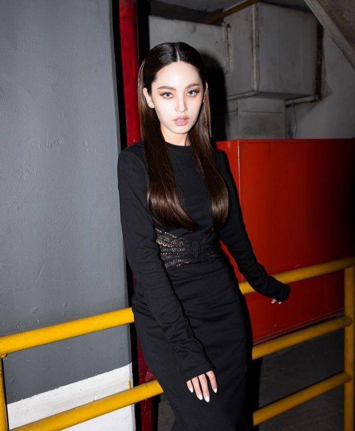 Fah Yongwaree (instagram.com/fahyongwaree)