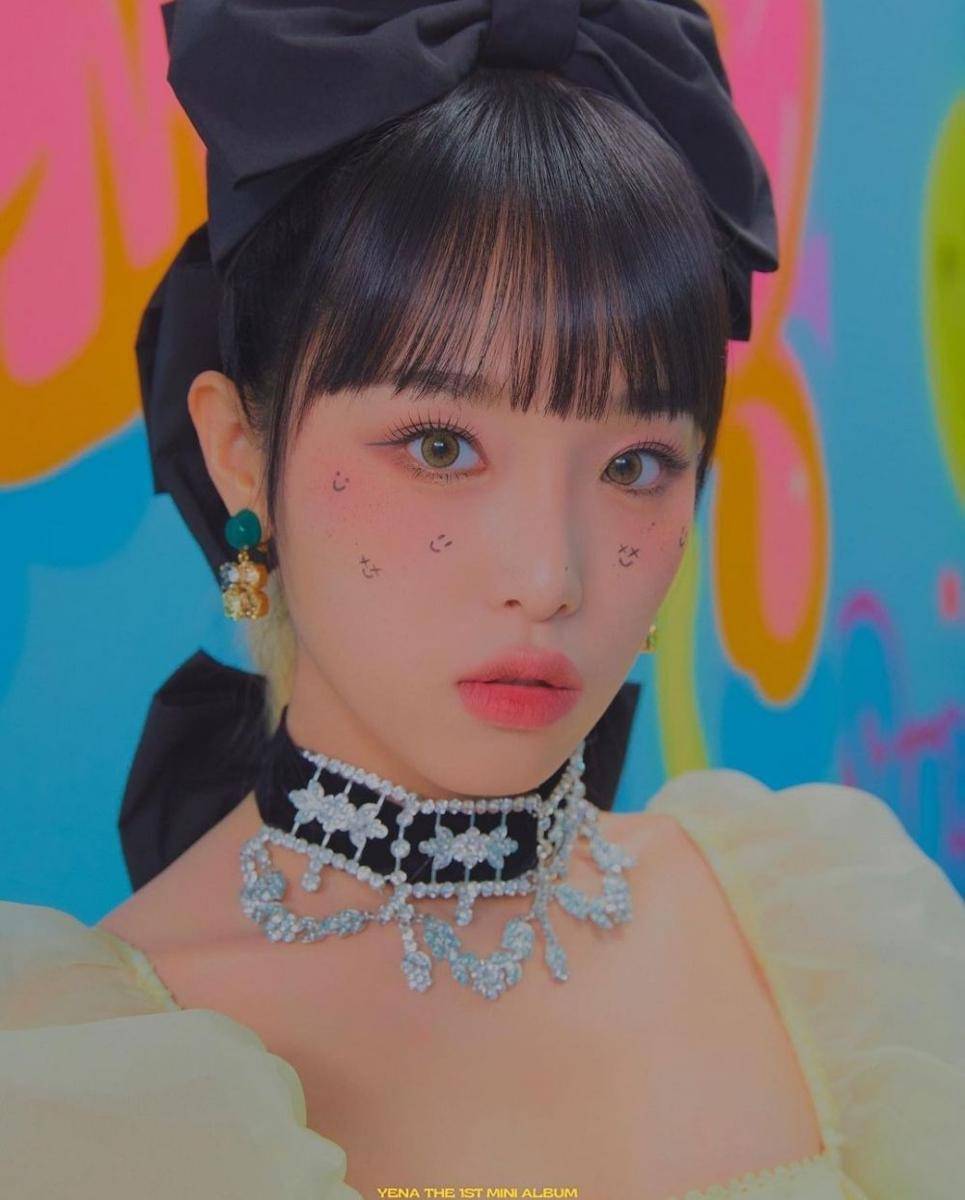 Yena eks IZ*ONE (instagram.com/yena.jigumina)
