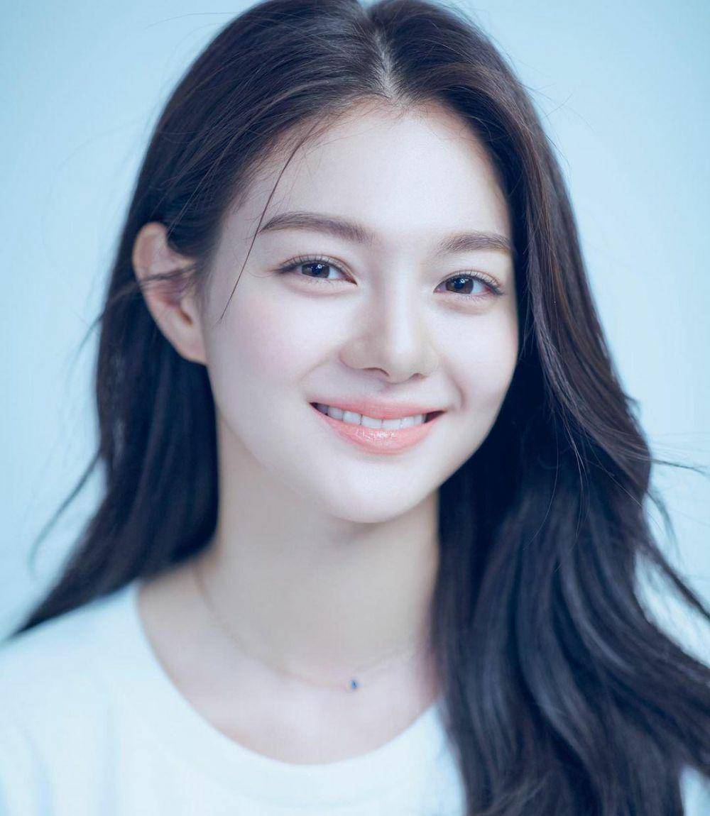 Kim Myung Ji (instagram.com/myongd97)