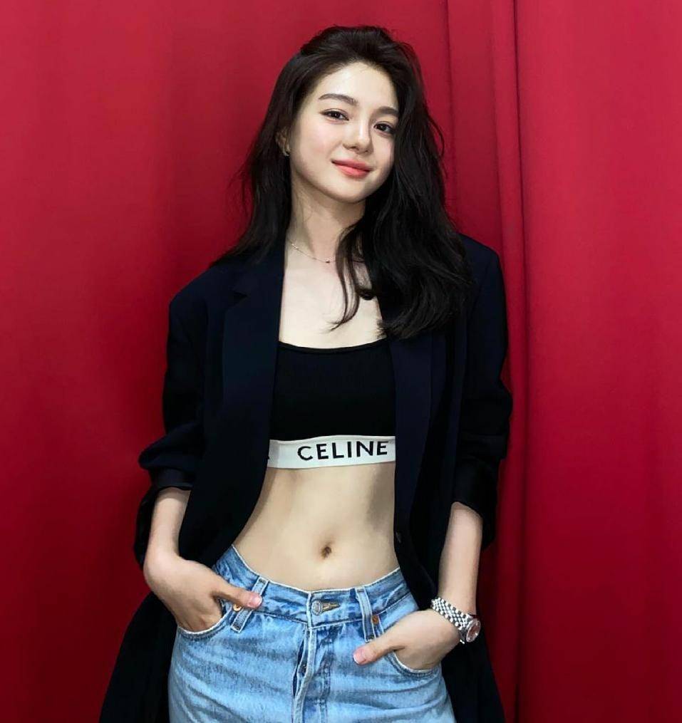 Kim Myung Ji (instagram.com/myongd97)