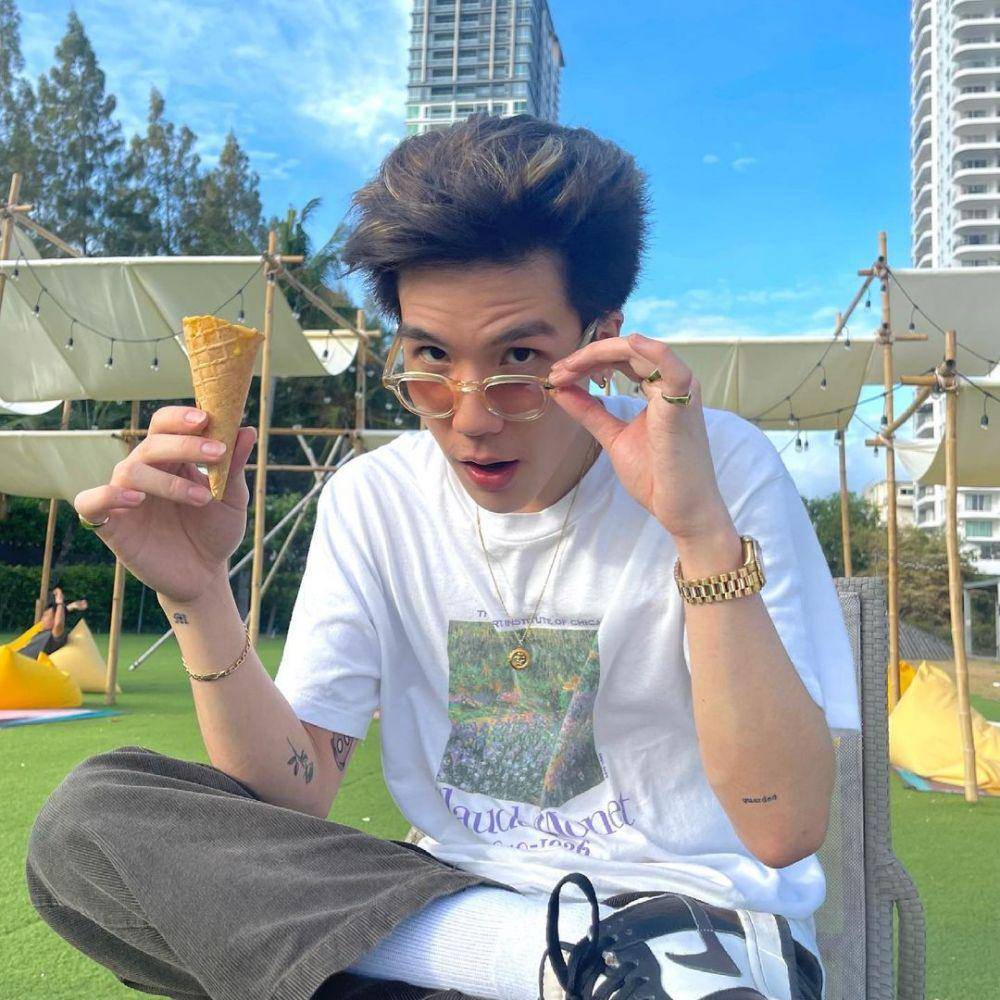 MEYOU (instagram.com/mew)