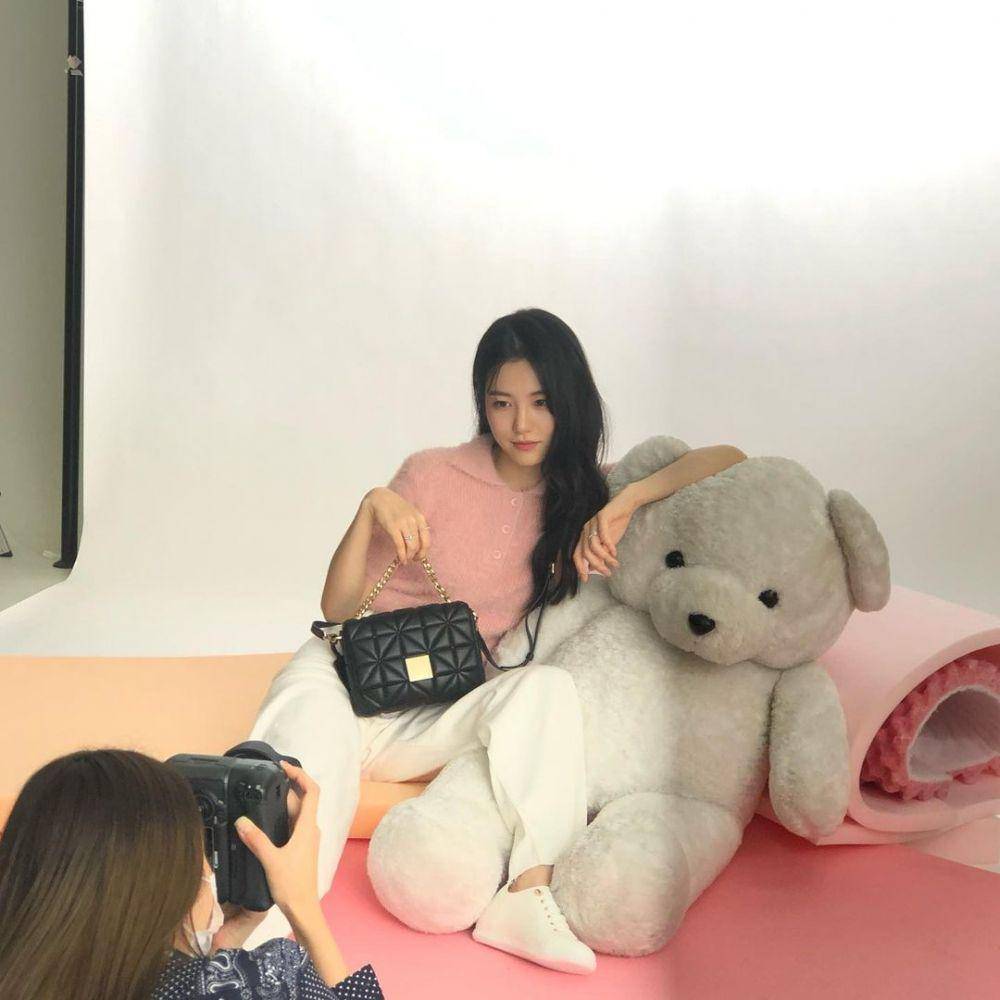 Shin Ye Eun (instagram.com/__shinyeeun)