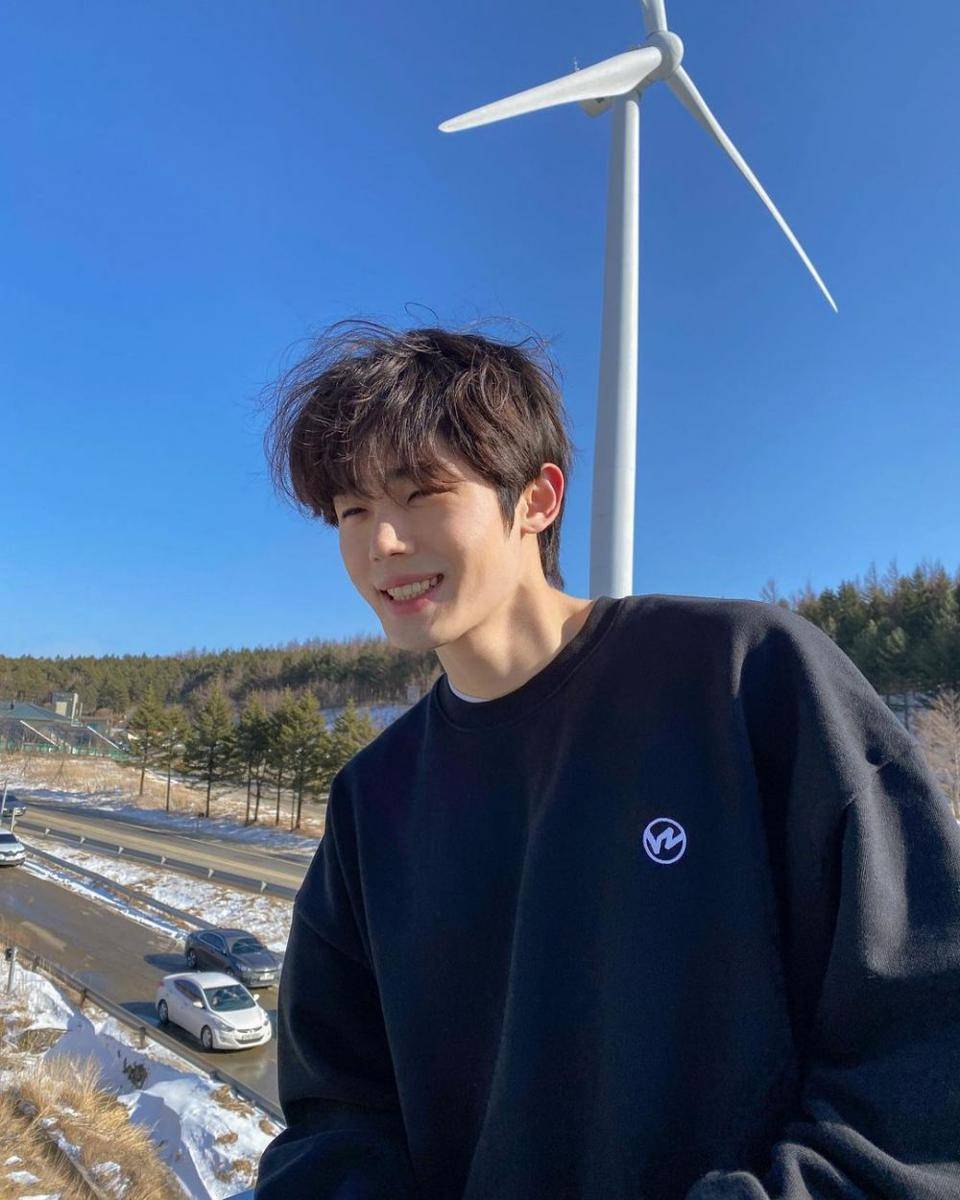 Choi Si Hun Single's Inferno (instagram.com/choi_hun2)