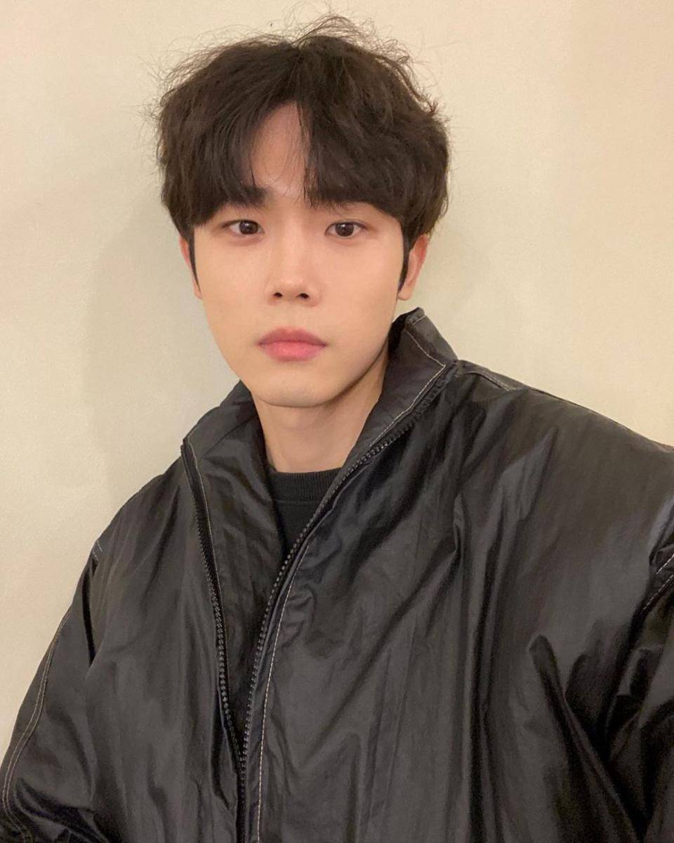 Choi Si Hun Single's Inferno (instagram.com/choi_hun2)