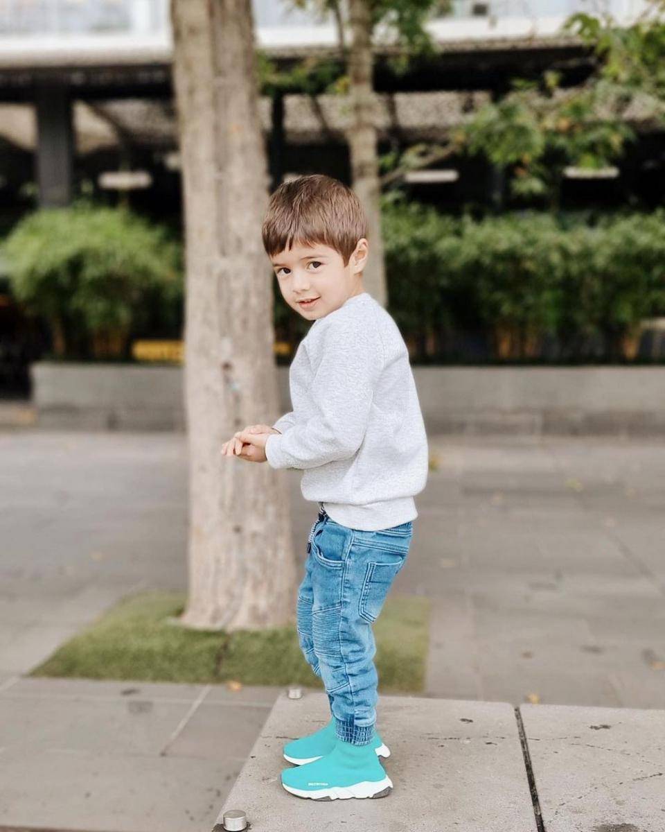 potret Zenecka Acana Naif (instagram.com/carissa_puteri)