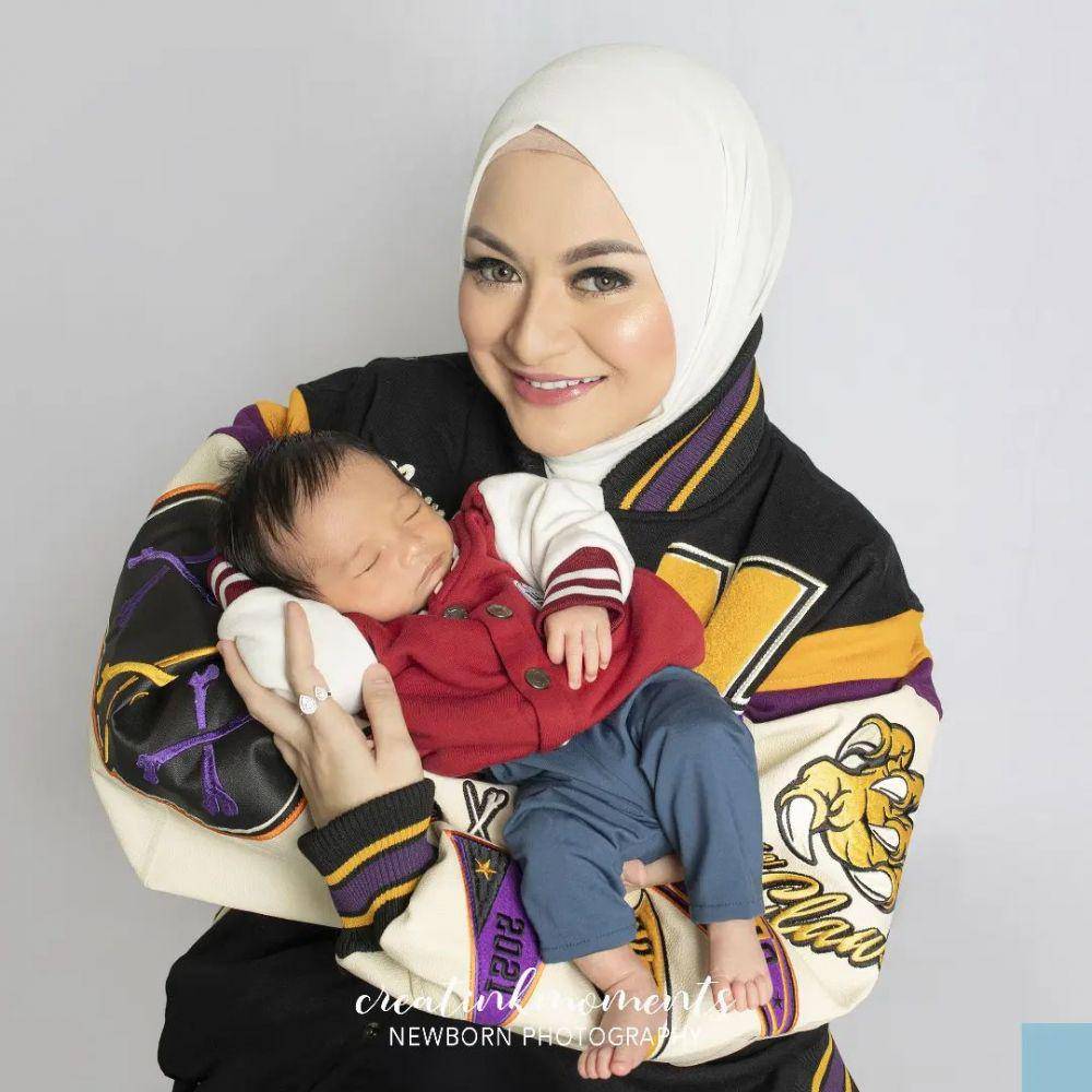 potret Baby Adzam saat lakukan pemotretan bareng sang ibunda (instagram.com/creatinkmoments)