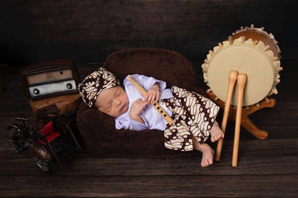potret Baby Adzam saat lakukan pemotretan (instagram.com/nathalieholscher)