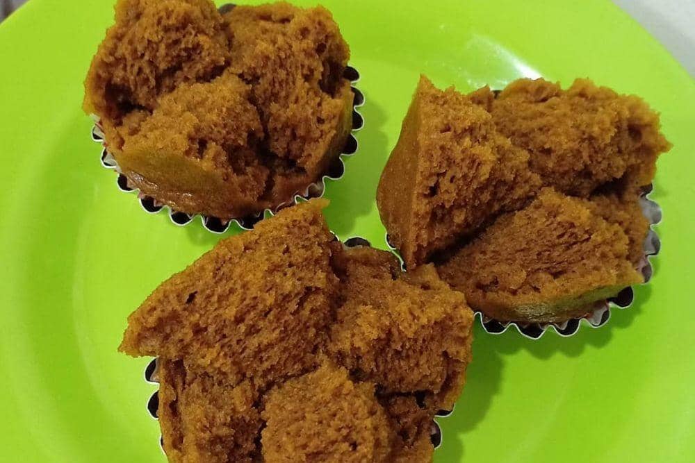 Resep Bolu Gula Merah Kukus ala Anak Kos, Lebih Hemat dan Simpel!