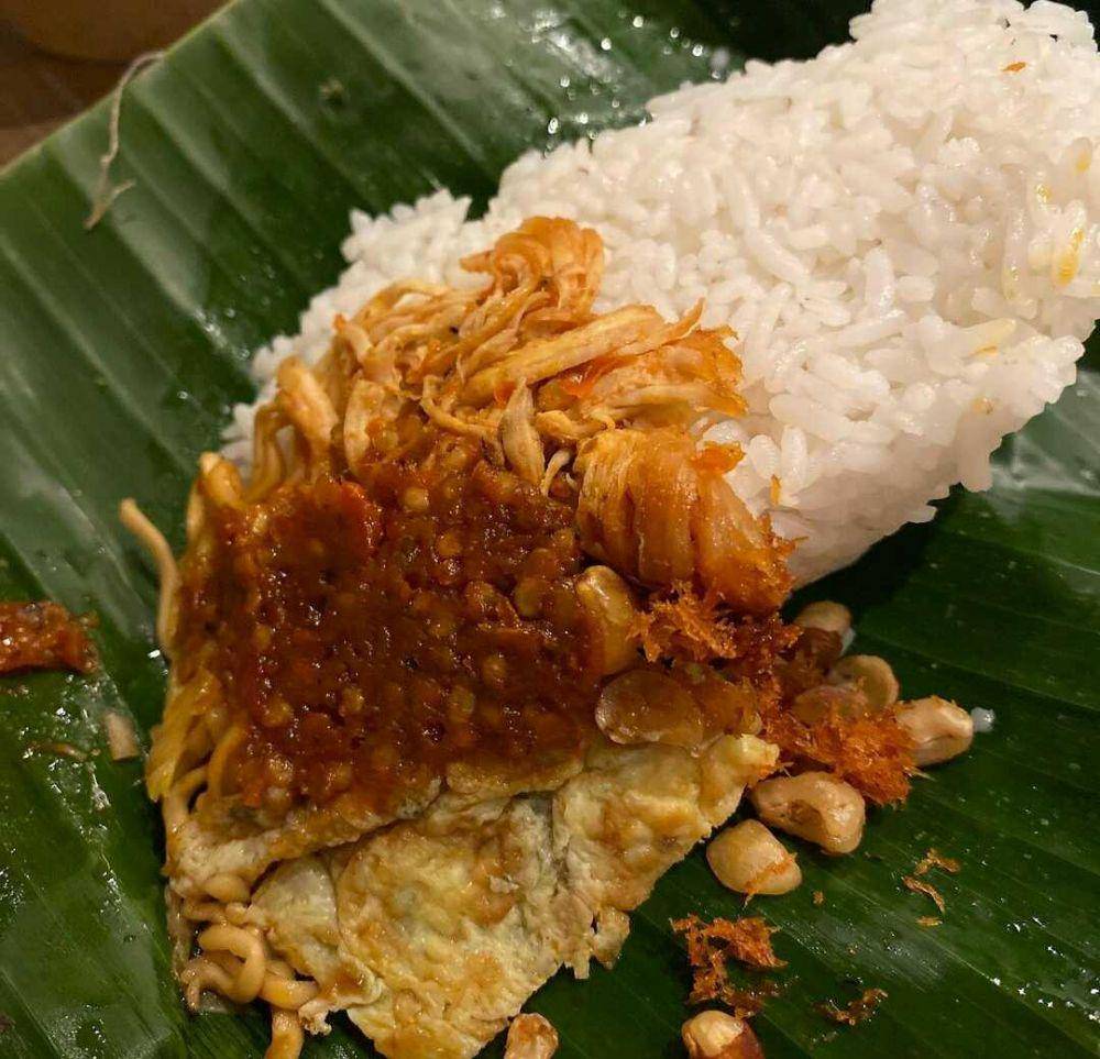 nasi jinggo Kuta (instagram.com/achanina)
