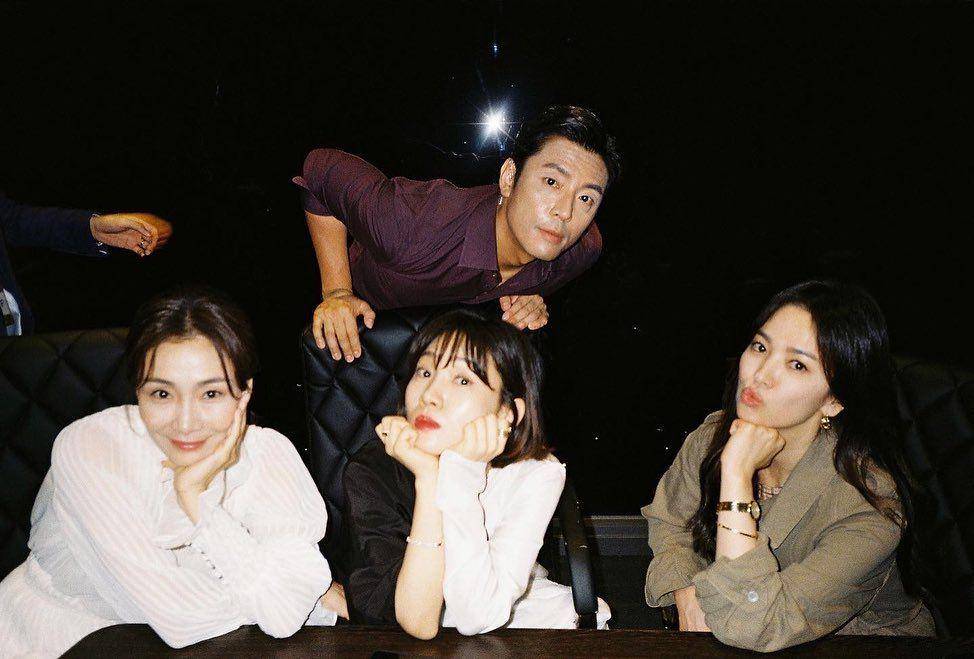 Park Hyo Joo, Choi Hee Seo, Kim Joo Hun, dan Song Hye Kyo (instagram.com/nowwearebreakingup_official)