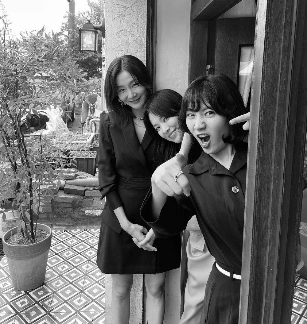 Park Hyo Joo, Song Hye Kyo, dan Choi Hee Seo (instagram.com/nowwearebreakingup_official)