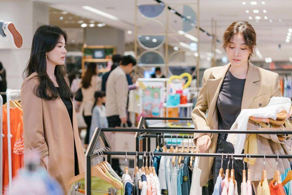 Song Hye Kyo dan Park Hyo Joo (instagram.com/nowwearebreakingup_official)