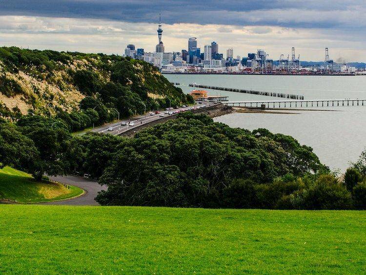 Auckland (hollandamerica.com)