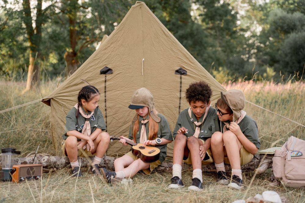 Ilustrasi camping (pexels.com/cottonbro)