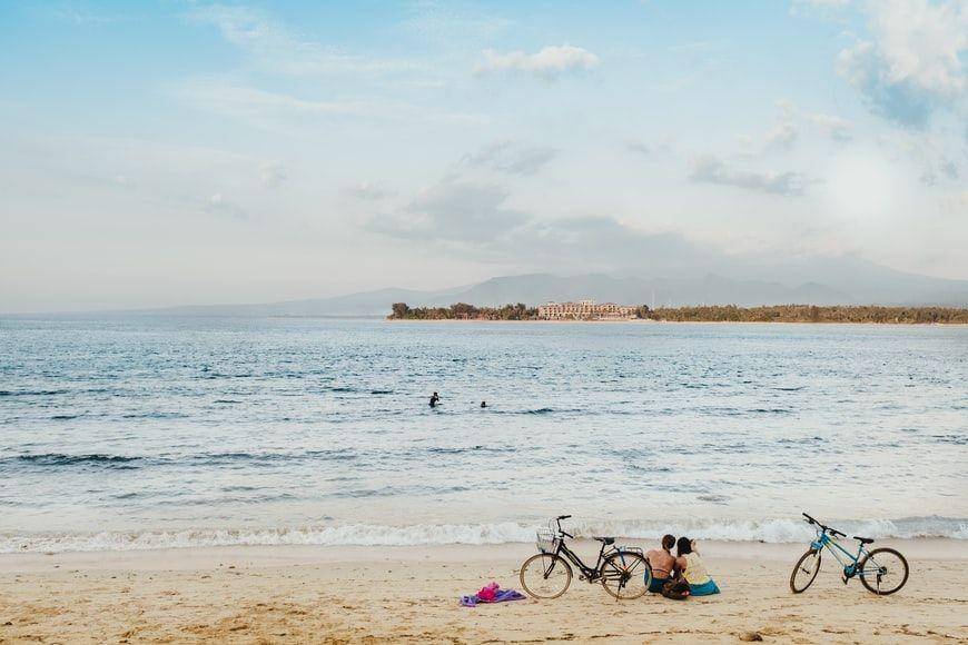 Gili Air (unsplash.com/Bernard Hermant)