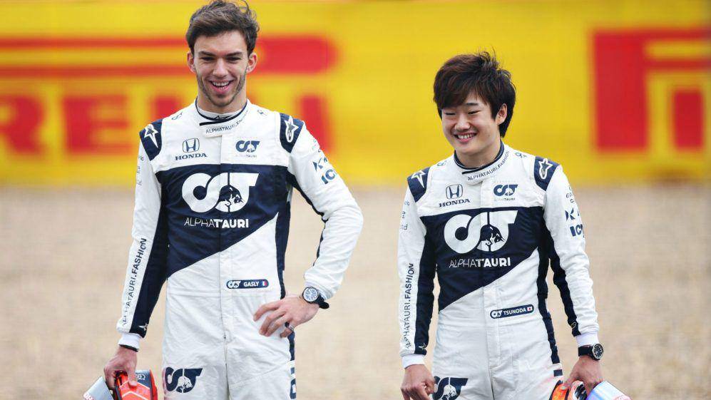 Pierre Gasly dan Yuki Tsunoda (formula1.com)