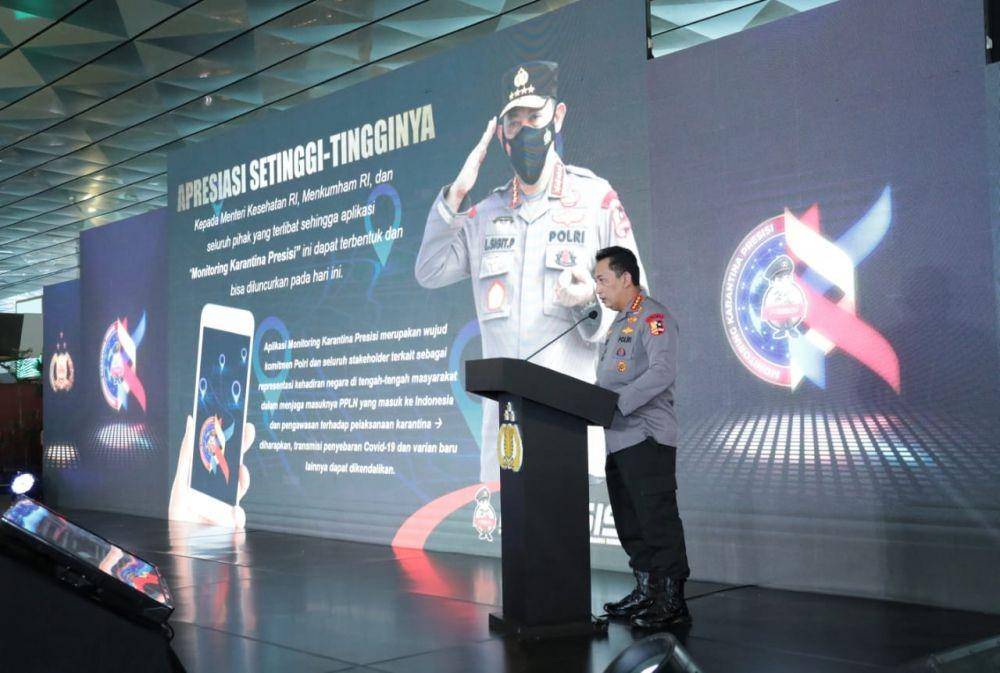 Kapolri Jendral Pol Listyo Sigit luncurkan Aplikasi Monitoring Karantina Presisi di Bandara Soekarno-Hatta, Kamis (6/1/2022). (dok. Humas Polri)