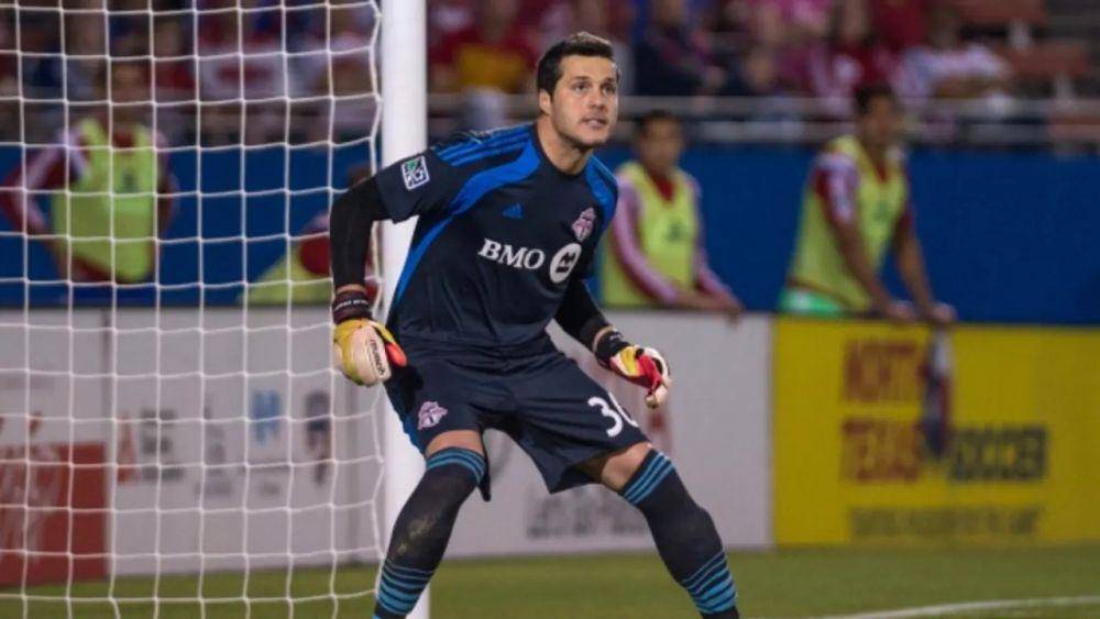 potret Julio Cesar berseragam Toronto FC (mlssoccer.com)