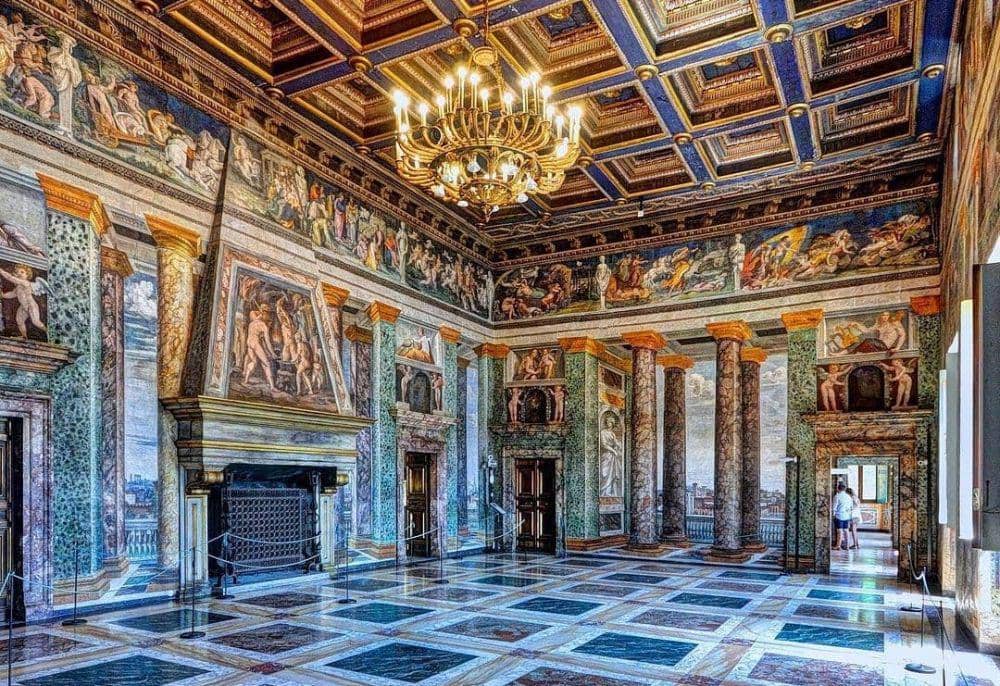 Villa Farnesina (instagram.com/kings_luxury)