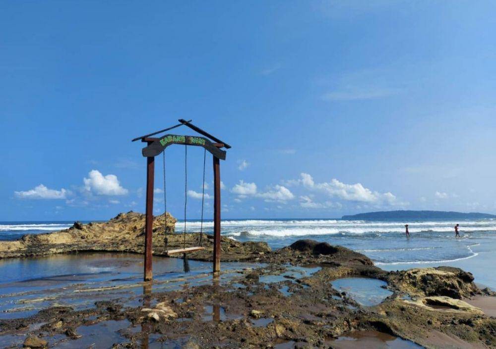 Pantai Karang Nini (instagram.com/mypangandaran)