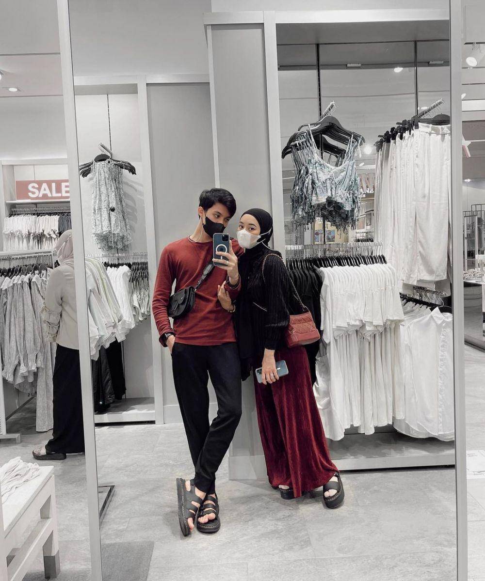 potret Dinda Hauw dan Rey Mbayang (instagram.com/rey_mbayang/)